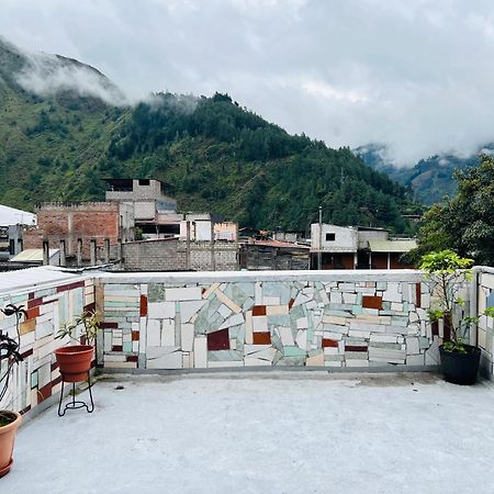 Tiny Apartment In The City Rooftop Terrace Baños Dış mekan fotoğraf